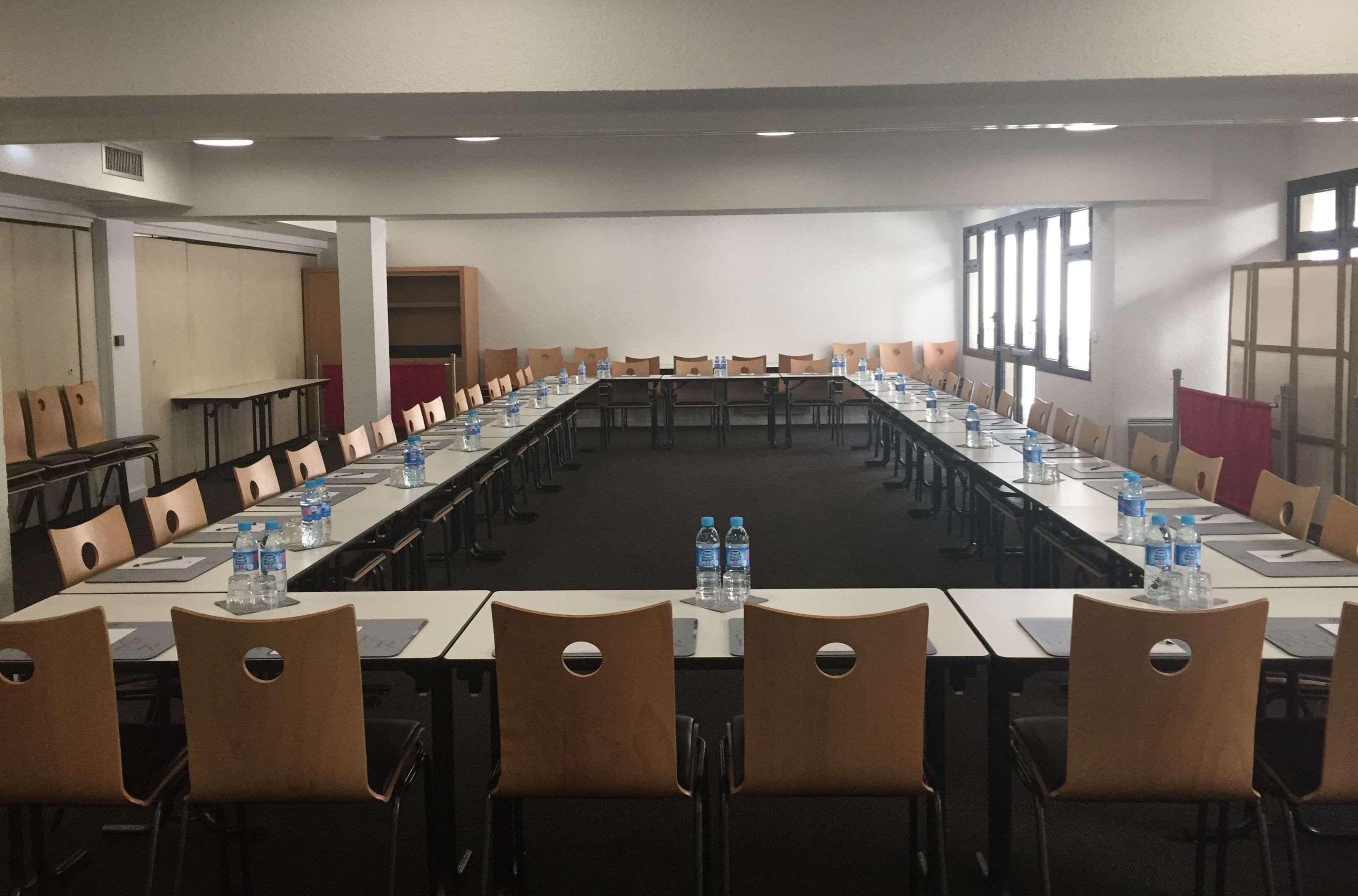 Kyriad Le Bourget Centre- Parc Des Expositions Εξωτερικό φωτογραφία