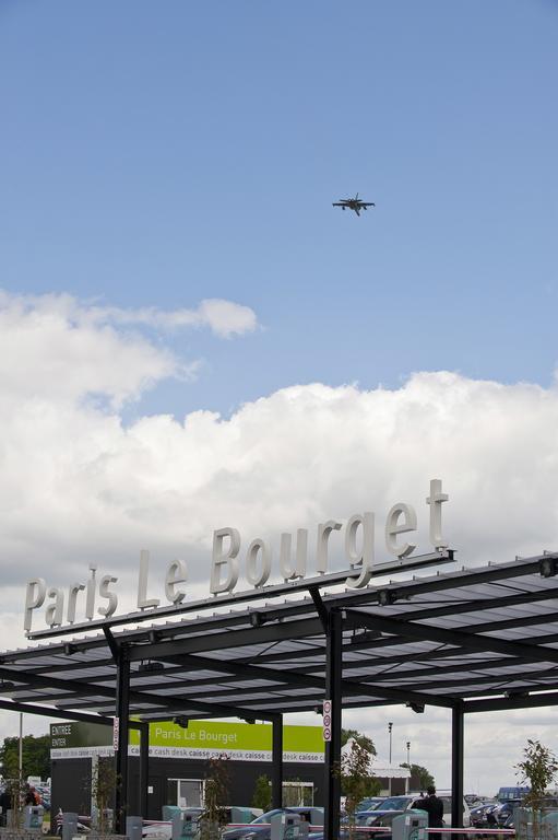 Kyriad Le Bourget Centre- Parc Des Expositions Εξωτερικό φωτογραφία