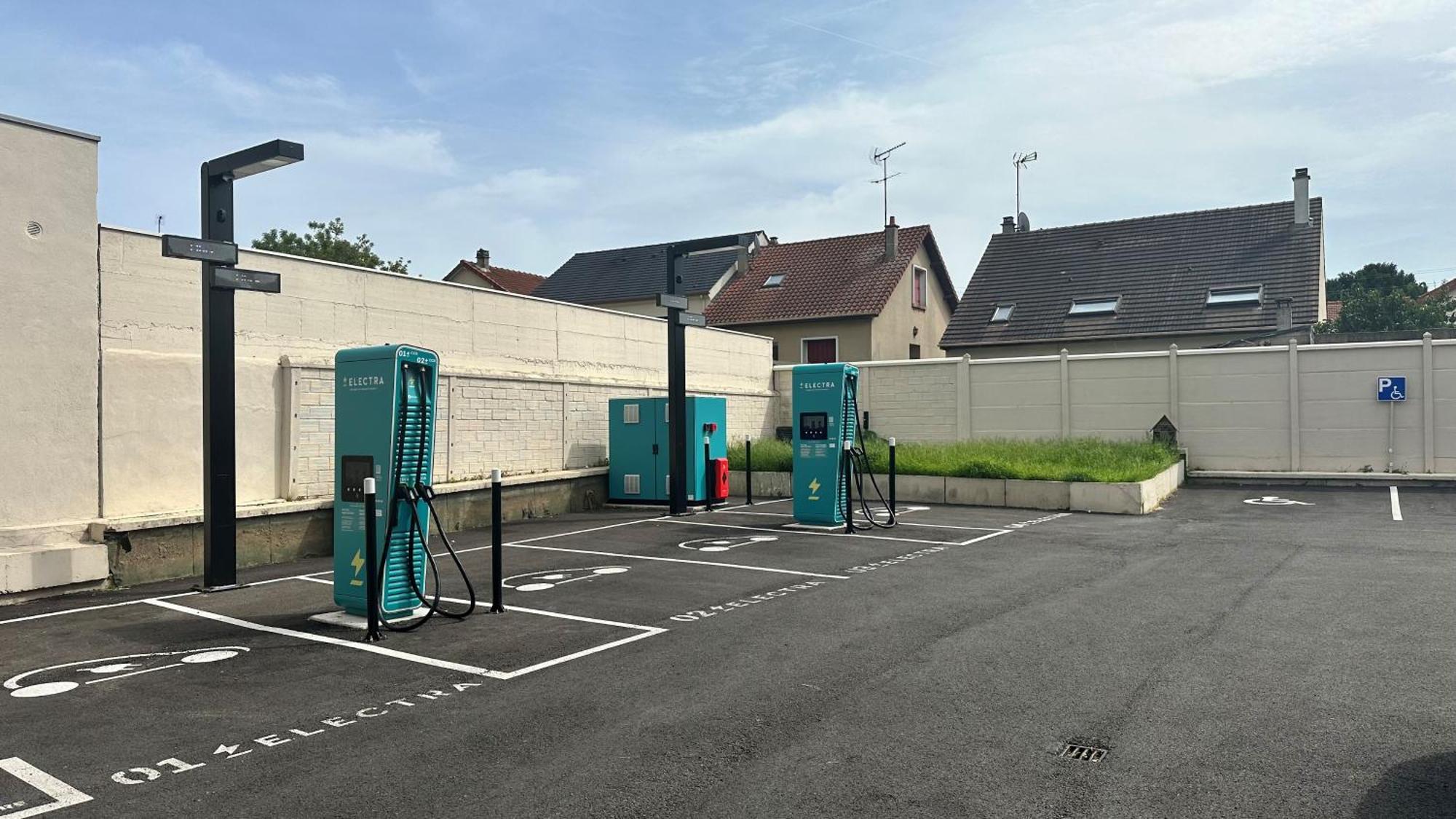 Kyriad Le Bourget Centre- Parc Des Expositions Εξωτερικό φωτογραφία